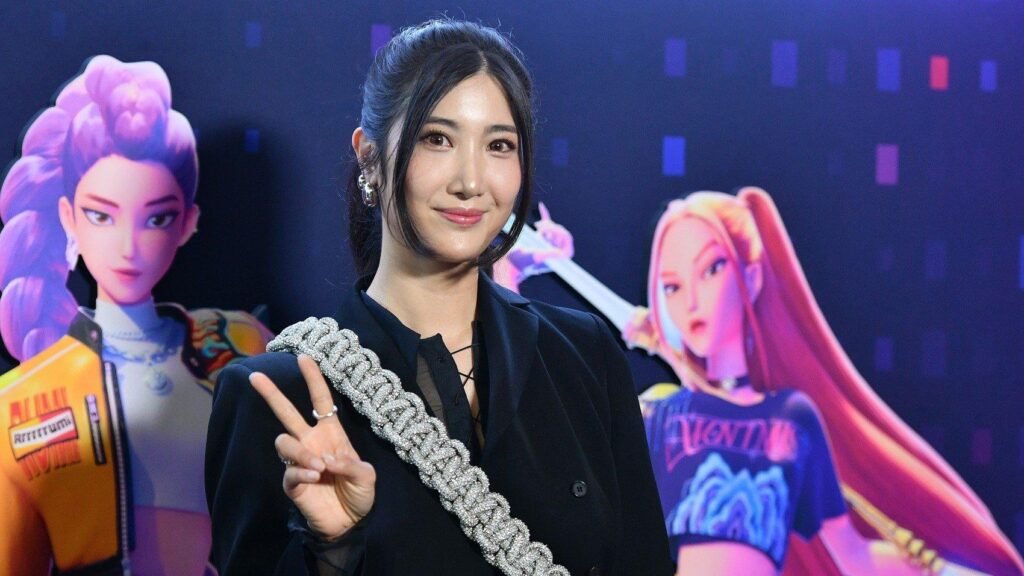 Kisah Inspiratif Ejae, Penyanyi di Balik Lagu “Golden” di KPop Demon Hunters